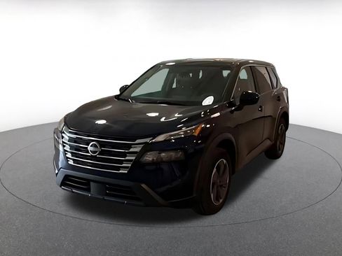 Used 2025 Nissan Rogue SV FWD image 7