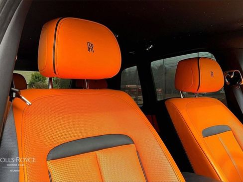 Certified 2021 Rolls-Royce Cullinan Black Badge image 30