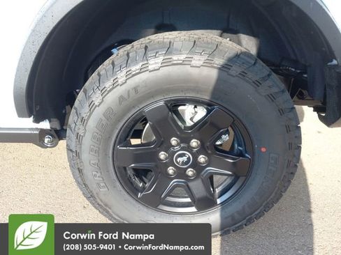 New 2025 Ford Bronco Big Bend w/ Black Diamond Package image 32