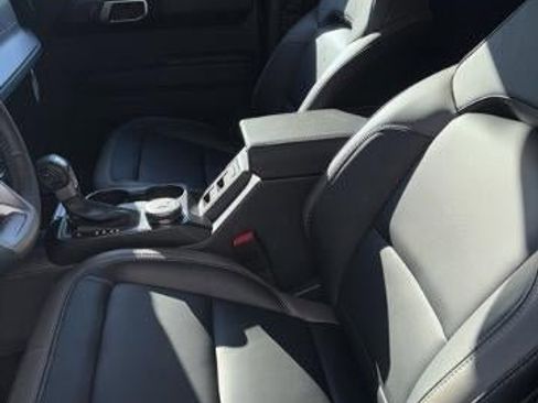 New 2025 Ford Bronco Outer Banks image 13