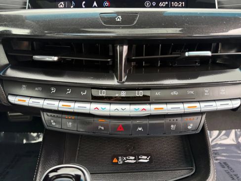 Used 2022 Cadillac CT4 Premium Luxury RWD image 18