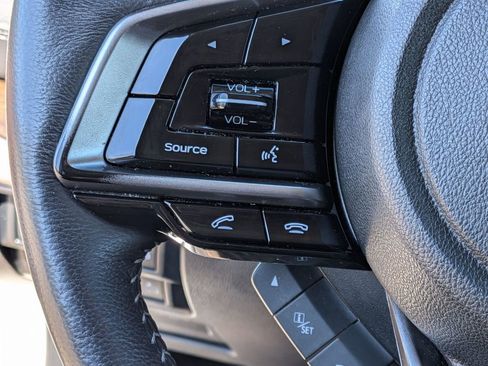 Used 2019 Subaru Outback 3.6R Touring AWD/4WD image 17