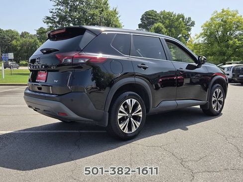 Used 2023 Nissan Rogue SV FWD image 5