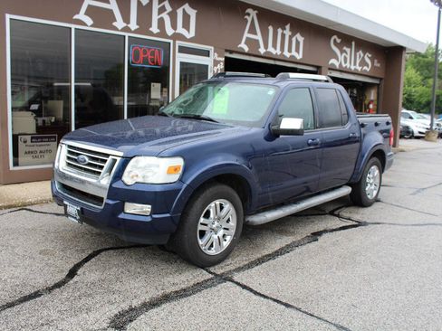 Used 2008 Ford Explorer Sport Trac Limited image 2