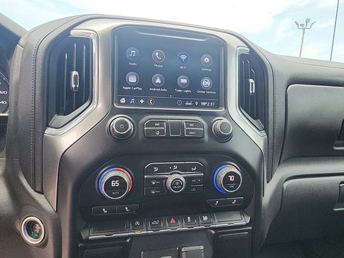 Used 2022 Chevrolet Silverado 1500 LT RWD image 14