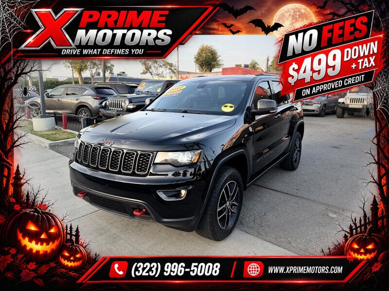 Used 2017 Jeep Grand Cherokee Trailhawk AWD/4WD image 3