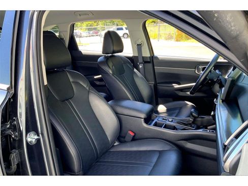 Used 2024 Kia Sorento S AWD/4WD image 7