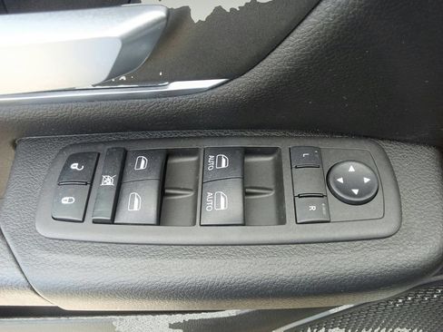 Used 2024 RAM 1500 Big Horn AWD/4WD image 18