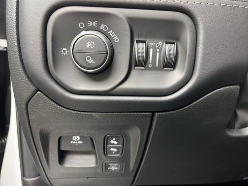 New 2026 RAM 1500 Limited AWD/4WD image 14