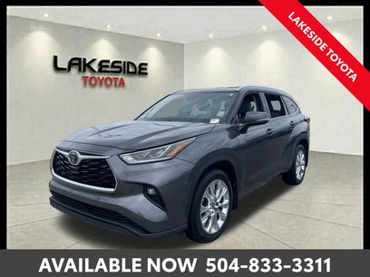 Used 2023 Toyota Highlander Limited