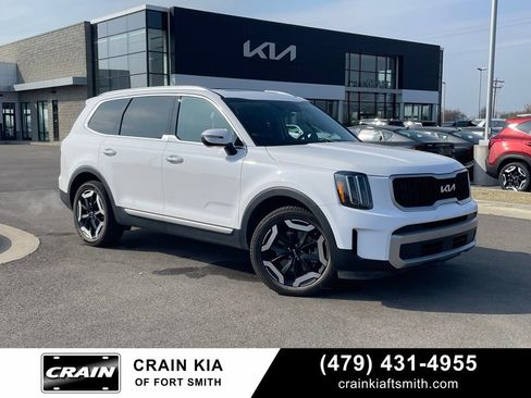 Certified 2023 Kia Telluride EX w/ EX Captain's Chair Package image 1