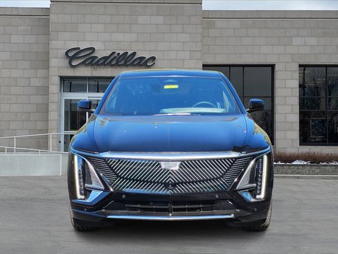 New 2026 Cadillac Lyriq Premium Luxury image 7