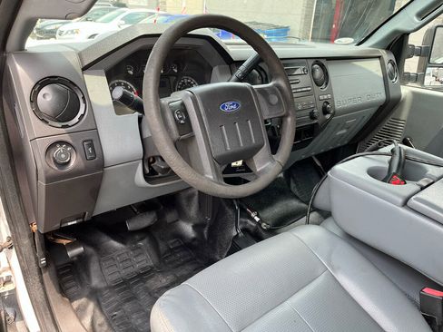 Used 2012 Ford F350 XL w/ Snow Plow Prep Pkg AWD/4WD image 7