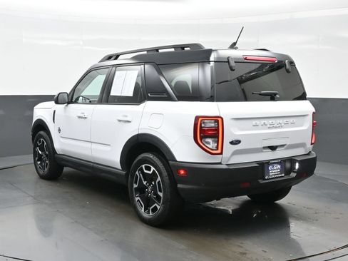 Used 2023 Ford Bronco Sport Outer Banks w/ Tech Package AWD/4WD image 4