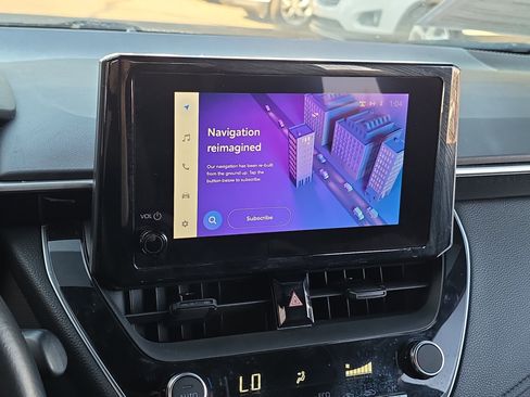 Used 2023 Toyota Corolla SE image 19