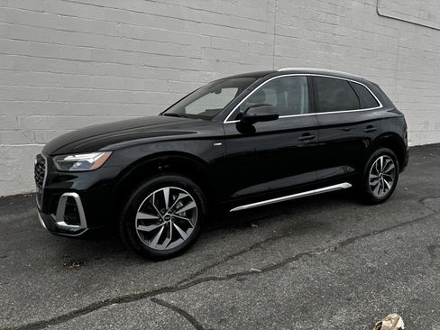 Used 2023 Audi Q5 2.0T Premium Plus w/ Premium Plus Package image 1