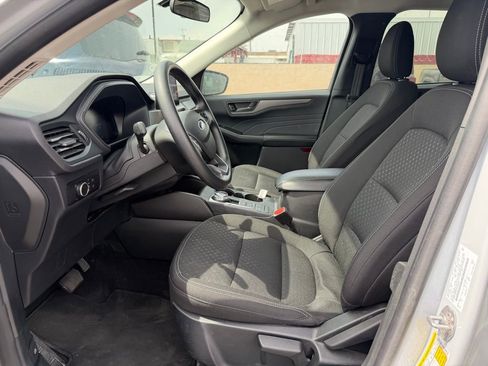 Used 2025 Ford Escape Active image 10