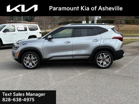 Certified 2021 Kia Seltos SX w/ SX Sunroof Package image 3