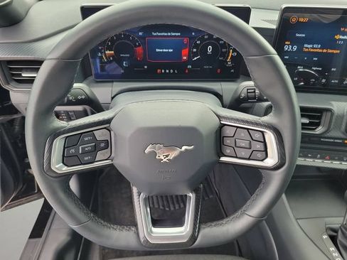 Used 2025 Ford Mustang Convertible RWD image 22