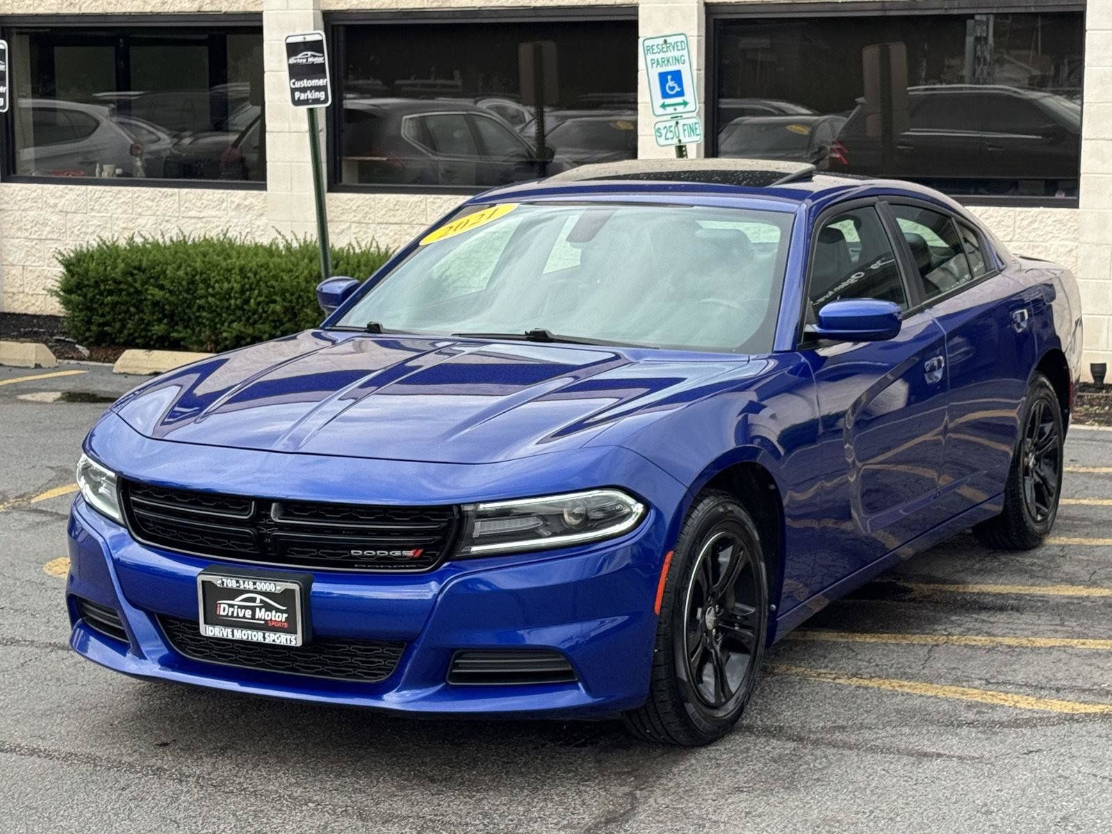 Used 2021 Dodge Charger SXT w/ Leather Interior Group RWD image 20