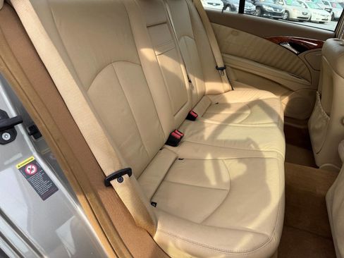 Used 2008 Mercedes-Benz E 320 BlueTEC Sedan image 27