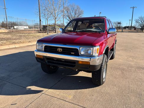 Used 1995 Toyota 4Runner SR5 image 4