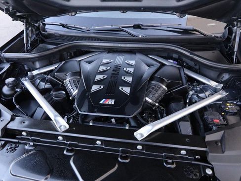 Used 2025 BMW X5 M60i image 30