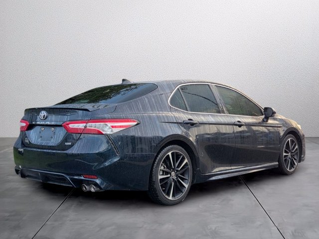 Used 2020 Toyota Camry XSE FWD image 4