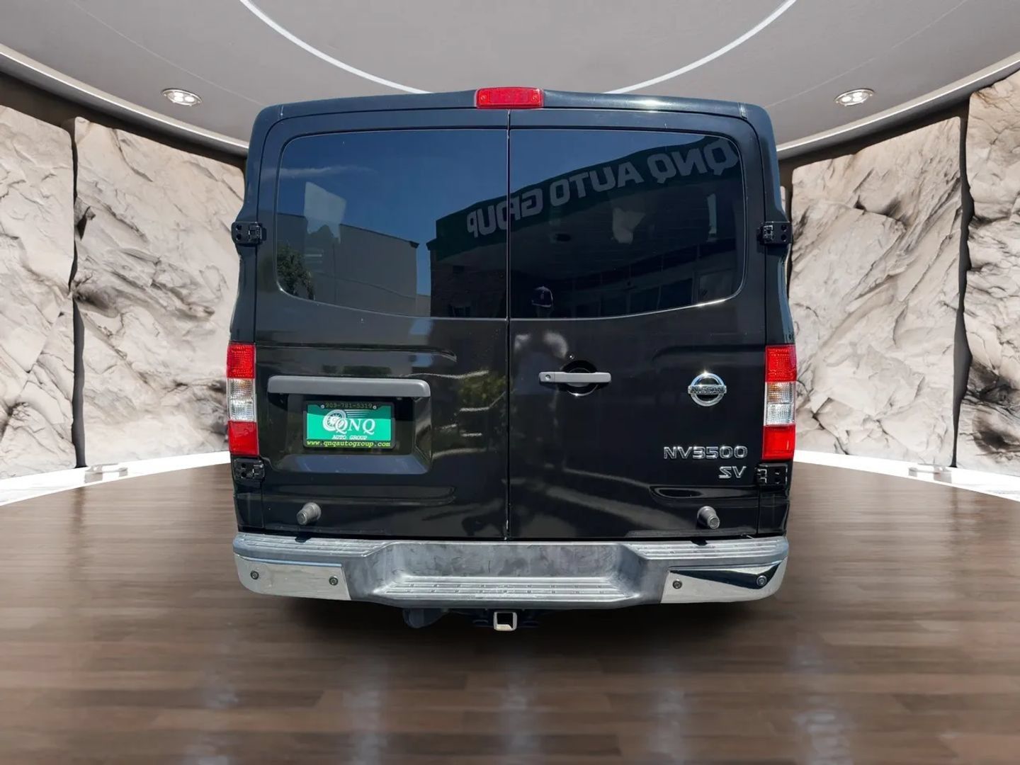 Used 2018 Nissan NV 3500 SV RWD image 7