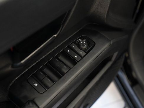 Used 2024 Toyota Tacoma 4x4 Double Cab image 18