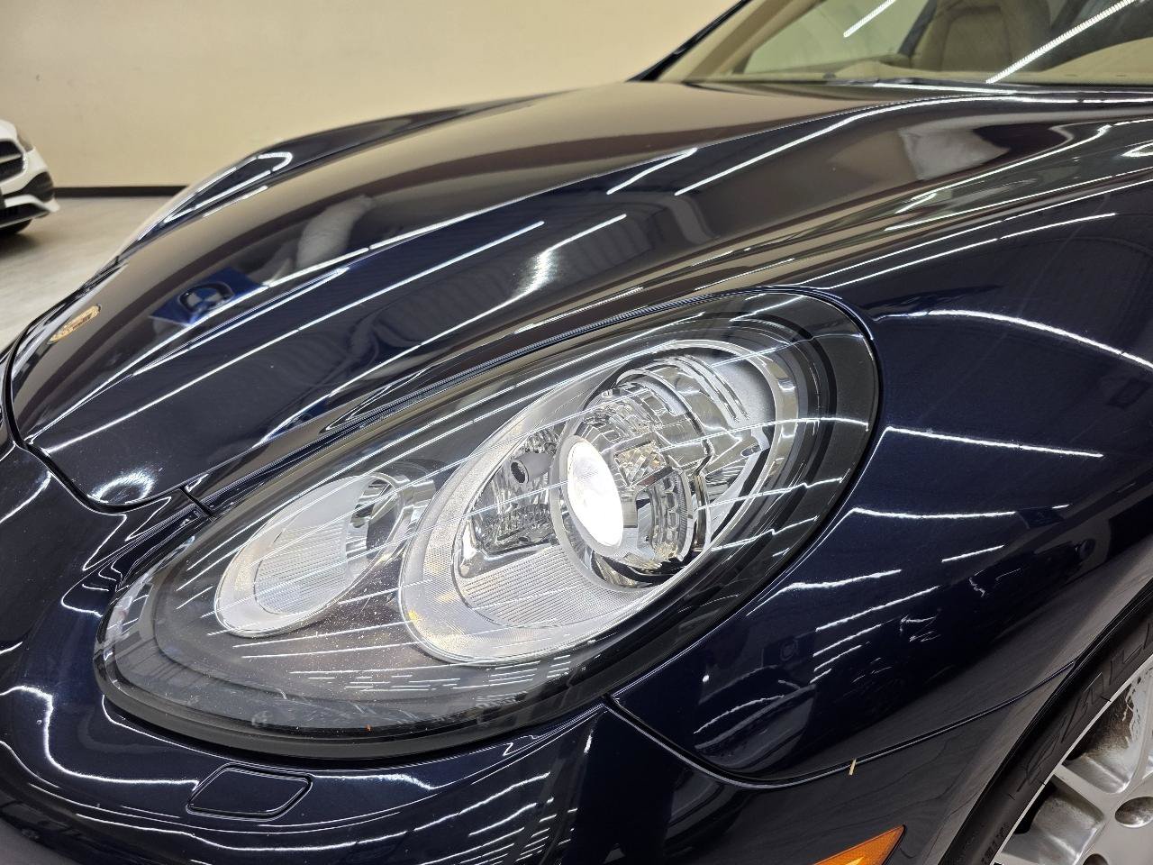 Used 2016 Porsche Panamera 4 Edition AWD/4WD image 10