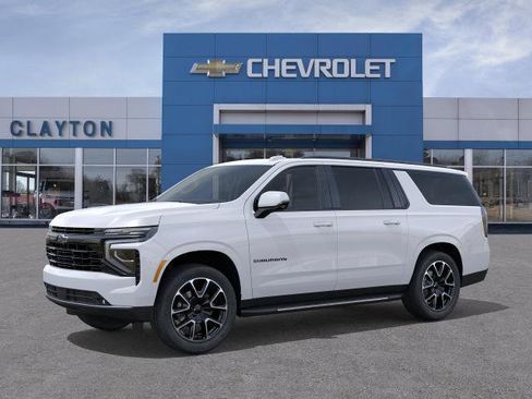 New 2026 Chevrolet Suburban RST AWD/4WD image 2