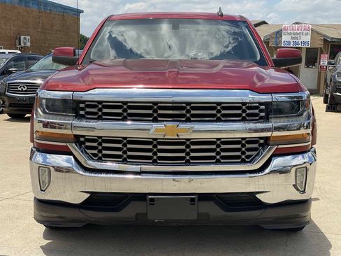 Used 2018 Chevrolet Silverado 1500 LT w/ Texas Edition RWD image 3