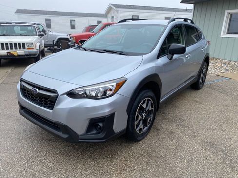 Used 2018 Subaru Crosstrek 2.0i image 2