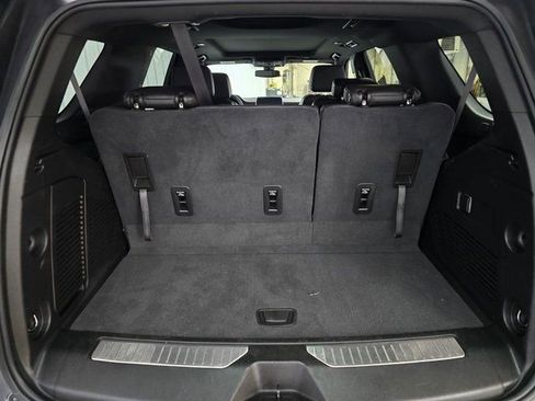 Used 2021 Chevrolet Tahoe Z71 image 13