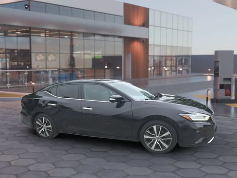 Used 2020 Nissan Maxima 3.5 SV w/ Floor Mat Group FWD image 15