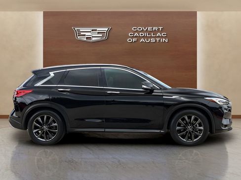 Used 2019 INFINITI QX50 Luxe w/ Navigation Package AWD/4WD image 5