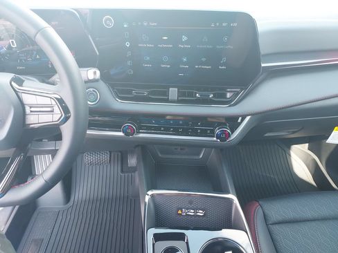 New 2027 Chevrolet Equinox RS w/ LPO, Floor Liner Package AWD/4WD image 20