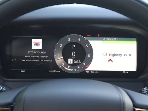 New 2026 Land Rover Range Rover Velar Dynamic SE AWD/4WD image 23