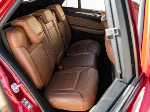 Used 2017 Mercedes-Benz GLE 400 4MATIC image 32