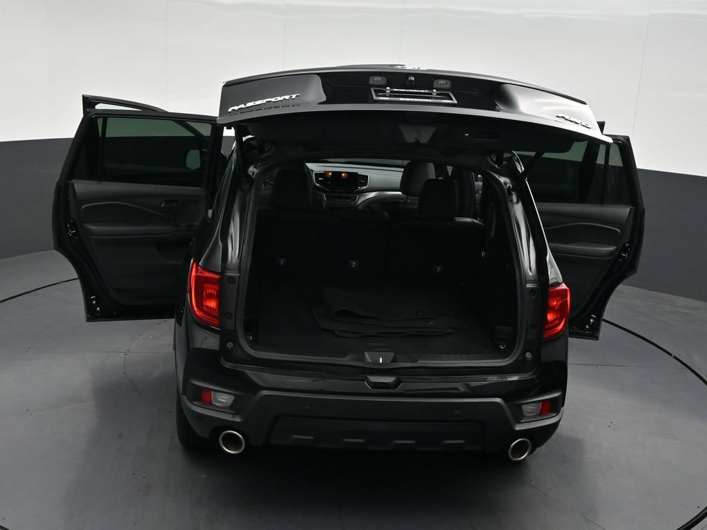 Used 2025 Honda Passport EX-L image 37