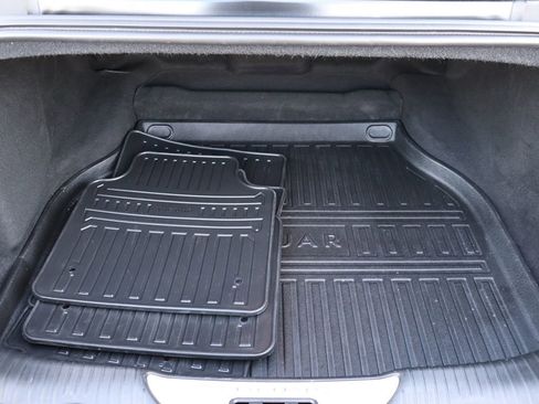 Used 2019 Jaguar XJ L Portfolio image 57