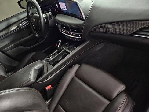Used 2025 Cadillac CT5 Sport w/ Sun And Sound Package AWD/4WD image 30