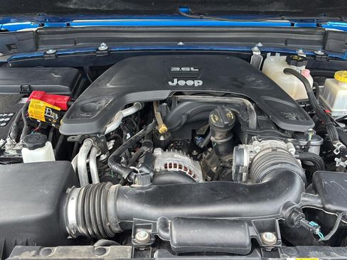 Used 2021 Jeep Gladiator Rubicon AWD/4WD image 26