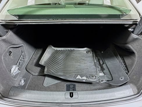Used 2022 Audi A4 2.0T Premium image 25