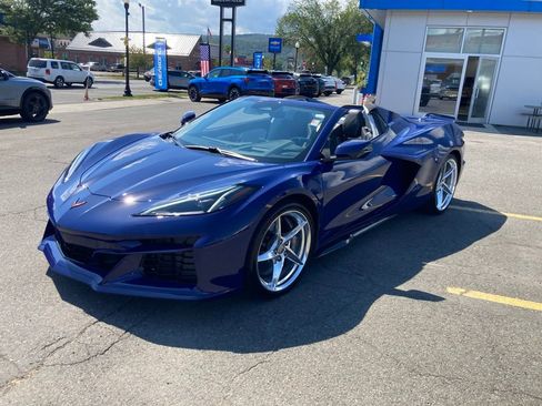 New 2025 Chevrolet Corvette E-Ray AWD/4WD image 16