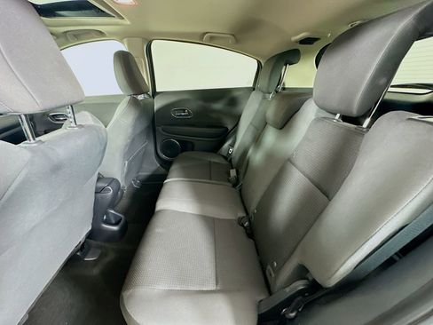 Used 2020 Honda HR-V EX image 40
