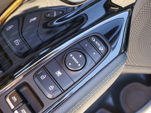 Used 2019 Kia Niro EX Premium w/ Cold Weather Package 1.0 image 19