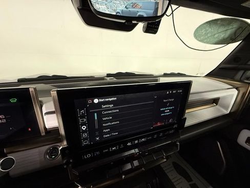 Used 2024 GMC Hummer EV 3X AWD/4WD image 22