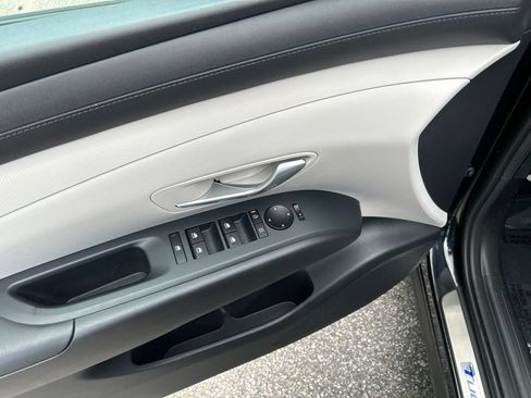 Used 2025 Hyundai Tucson SEL FWD image 15